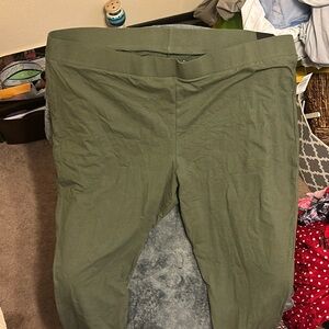 Brand new green leggings torrid size 6